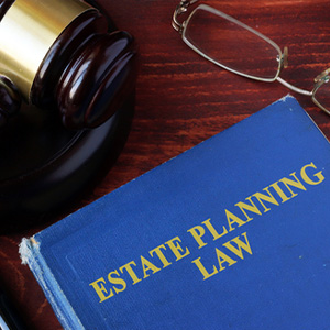 Estate Planning Law book, gavel, and glasses debunking common Florida estate planning myths
